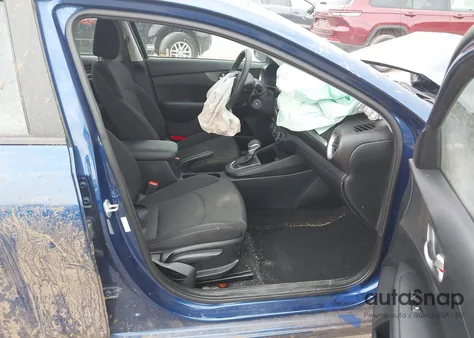 2020 Kia Forte Lxs z USA, uszkodzony, nr VIN 3KPF24AD0LE248774